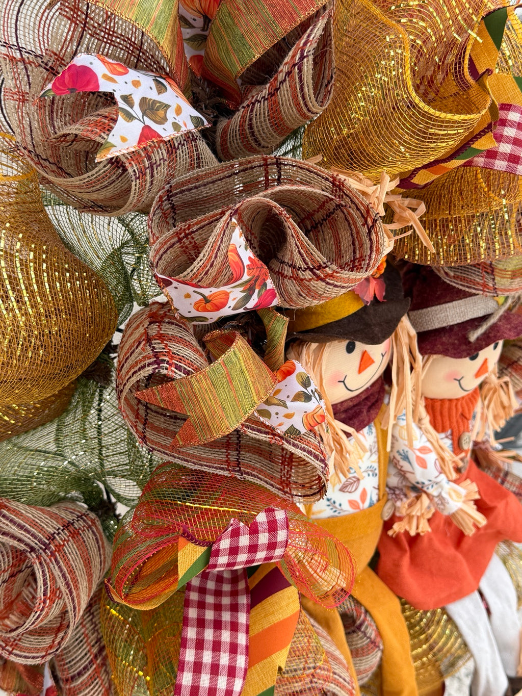 Harvest Scarecrow Couple Fall Wreath close-up of fall ribbon and mesh
