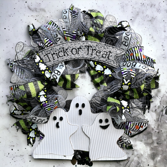 24" Ghost Wreath - Trick or Treat Wreath - Halloween Wreath